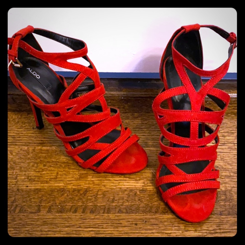 Size 7 Red Aldo Heels